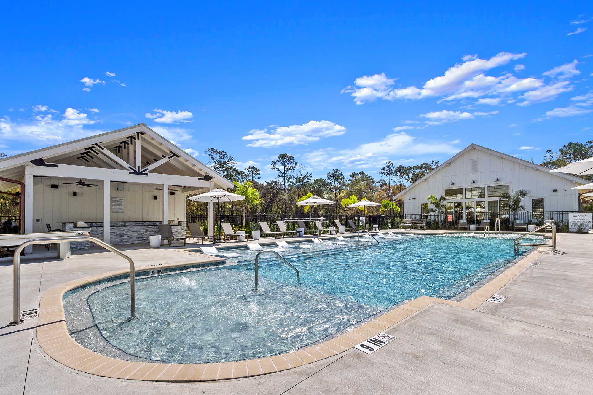 The Villas at Bloomingdale